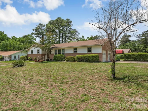 Photo of 550 sqftHouse for sale 8121 Greenbrook Rd, Columbia, SC 29223