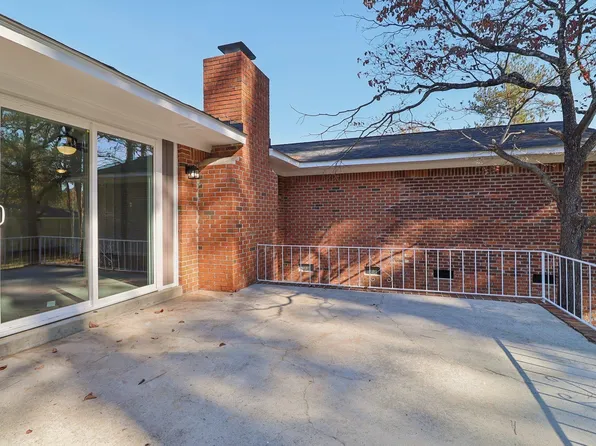 Photo of 304 sqftHouse for sale 216 Meadowbury Dr, Columbia, SC 29203